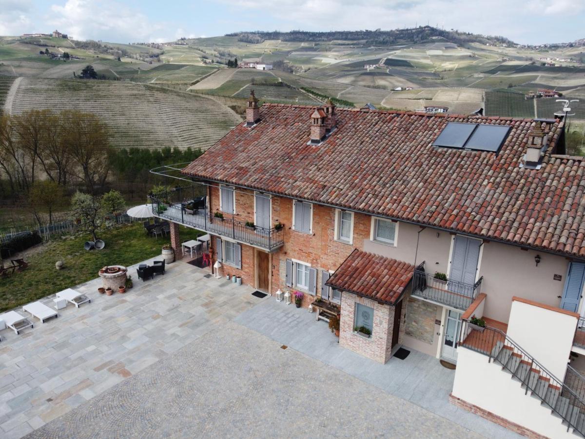 Penzion Agriturismo Cascina Sciulun Monforte dʼAlba Exteriér fotografie